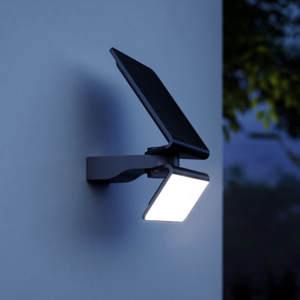 LED solcelle utevegglampe XSolar L-S sølv med sensor front
