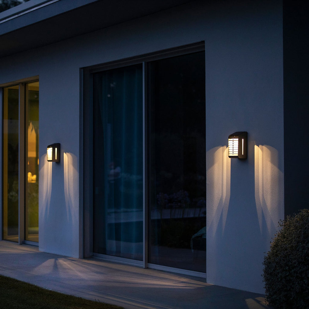 LED solcelle-vegglampe Corner montert utendørs i aluminium grå