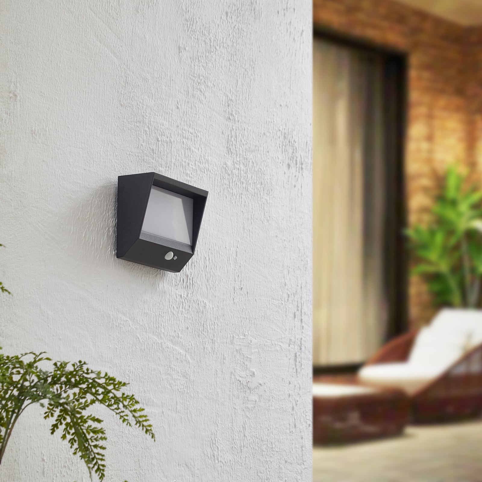 LED solcelle vegglampe Dava med bevegelsessensor bakside