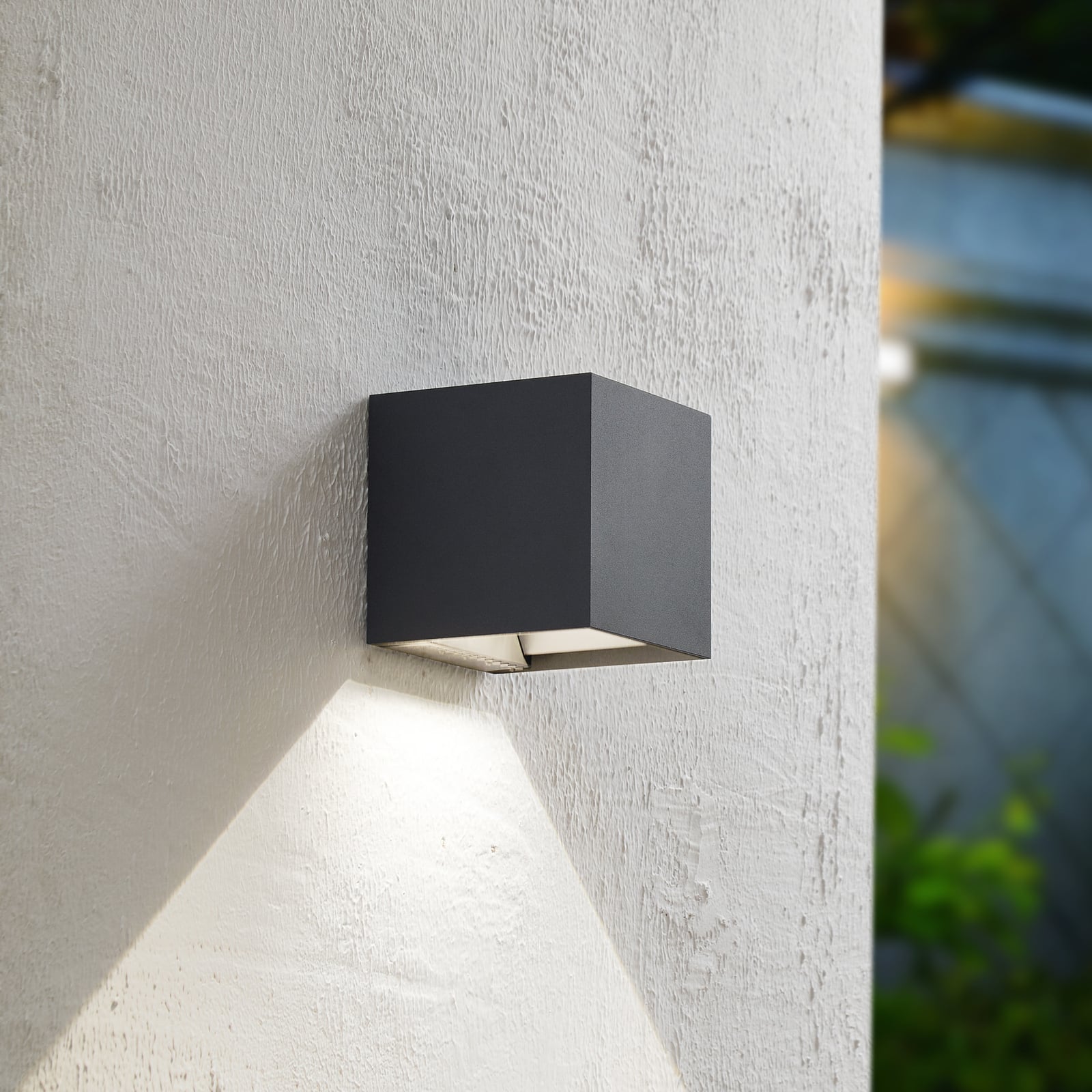 LED solcelle-vegglampe Lius med bevegelsessensor IP65 forside