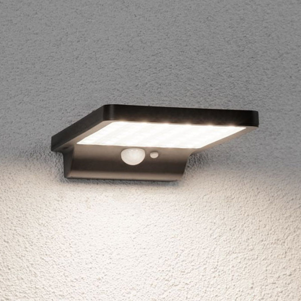LED solcelle vegglampe Solveig med bevegelsessensor svart IP44 forfra