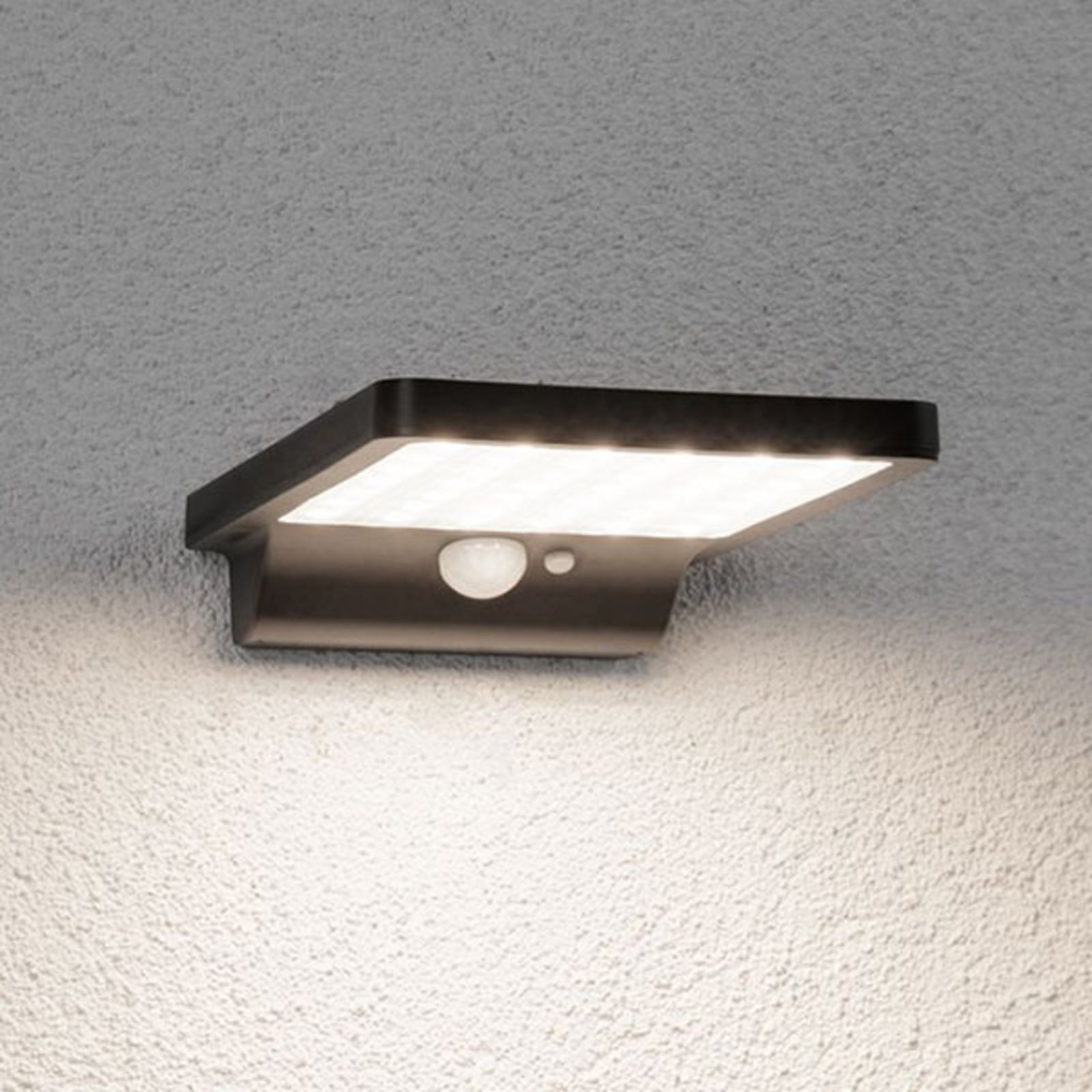LED solcelle vegglampe Solveig med bevegelsessensor svart IP44 forfra