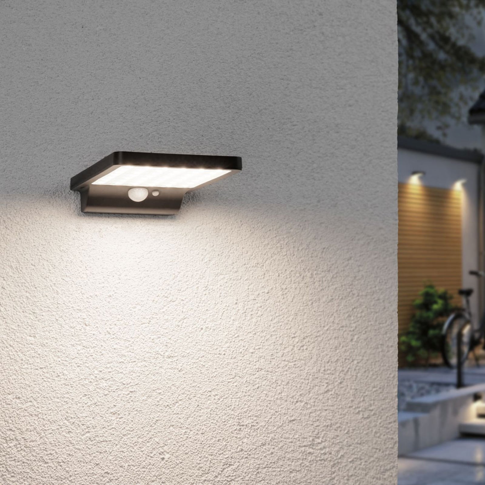 LED solcelle vegglampe Solveig svart IP44 bakside
