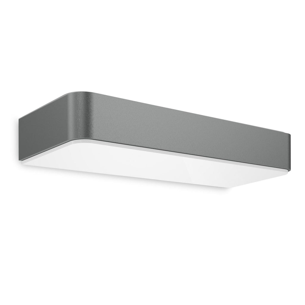 LED solcelle vegglampe XSolar SOL-O antrasitt IP44 montert på vegg