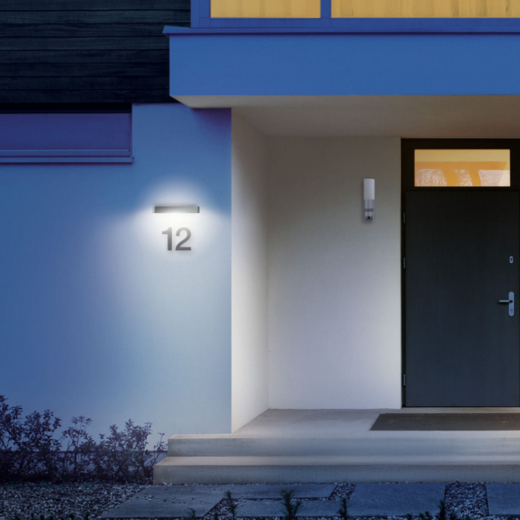LED solcelle vegglampe XSolar SOL-O antrasitt IP44 USB ladeport