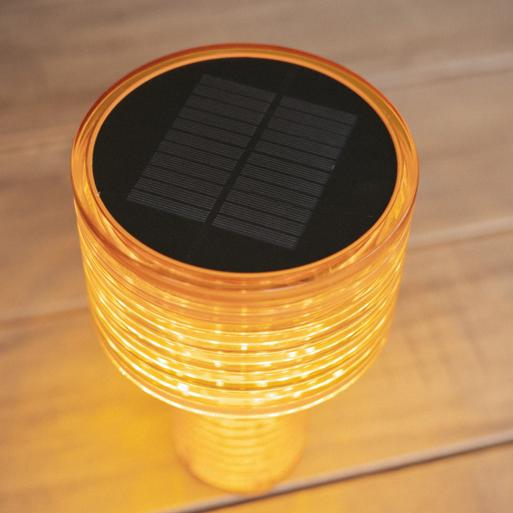 LED solcellebordlampe Ambar dimbar oransje nærbilde av LED