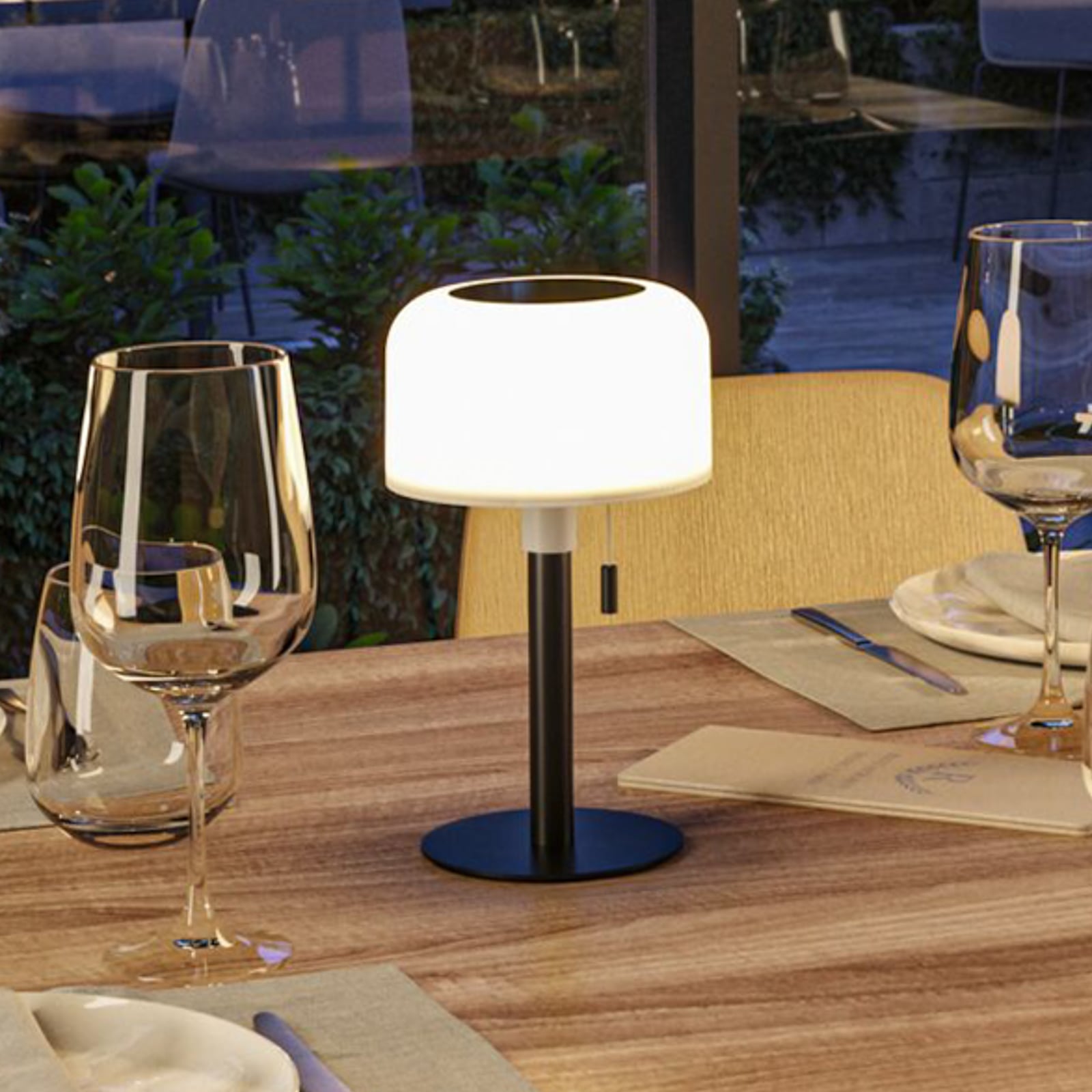 LED solcellebordlampe Bartja dimbar svart IP44 forfra