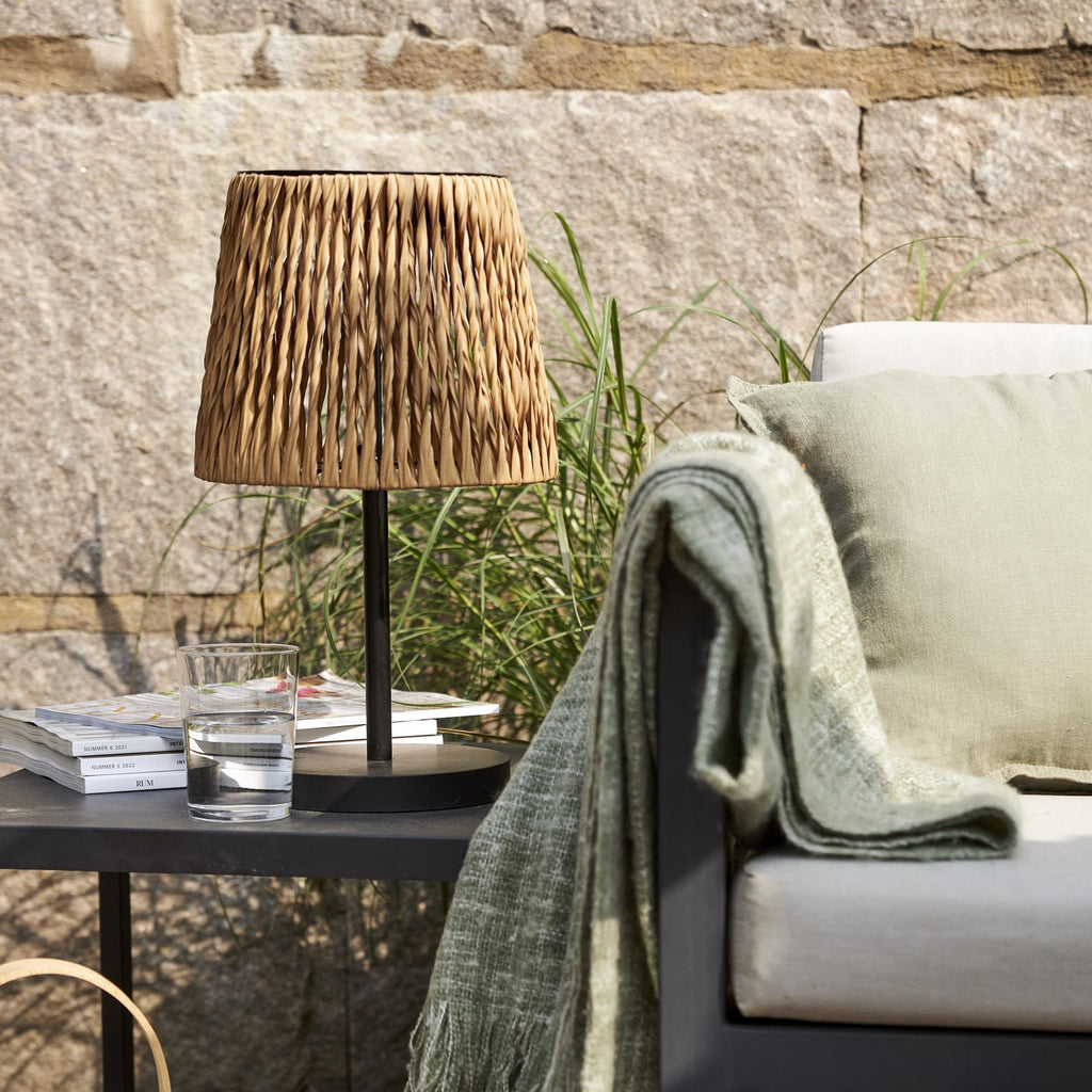 LED solcellebordlampe Cesta rattanlook brun/svart bakside