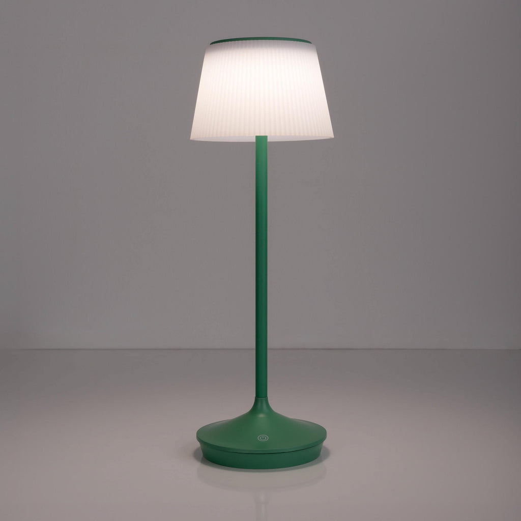 LED solcellebordlampe Emmi CCT dimbar grønn IP44 USB-C ladekabel