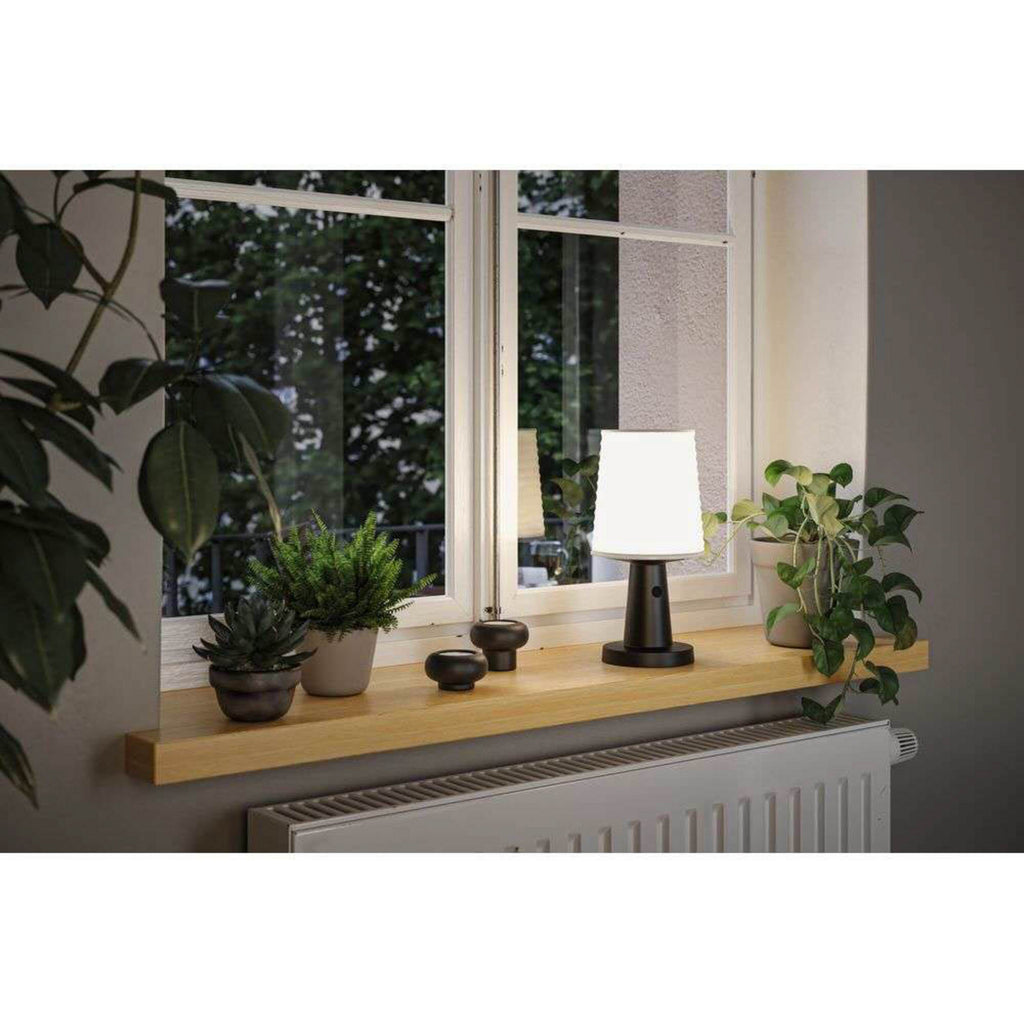 Nærbilde av dimmer på LED solcellebordlampe Ilanga dimbar antrasitt 30 cm IP44