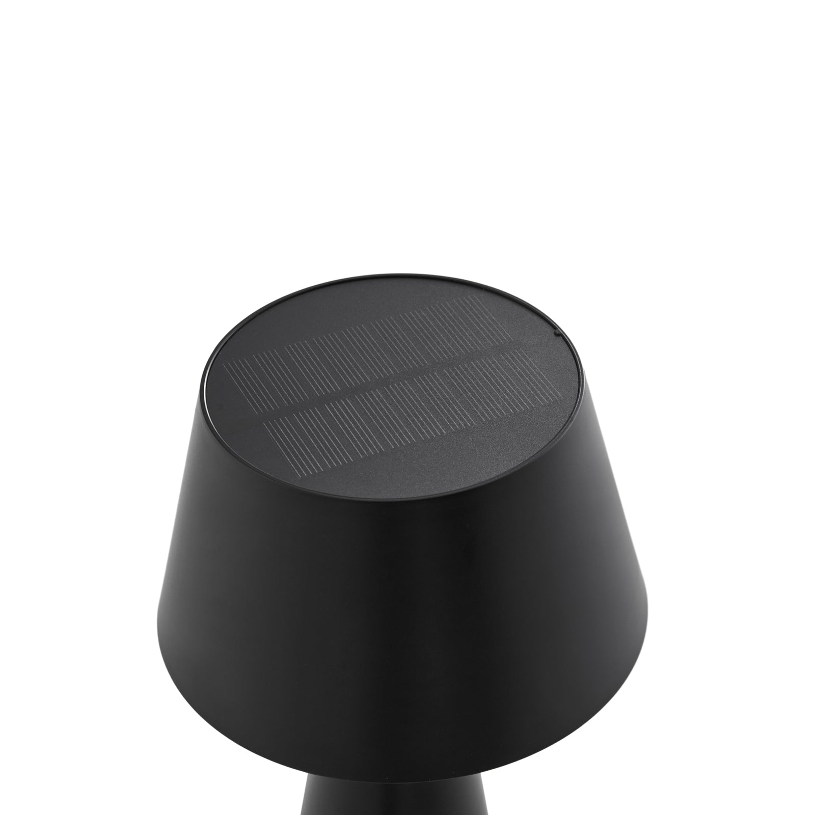 LED solcellebordlampe Lirinor svart på terrasse