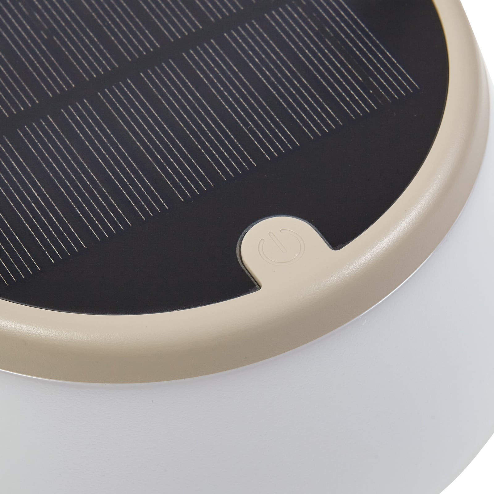 LED solcellebordlampe Mikkel beige dimbar IP44 solcellepanel