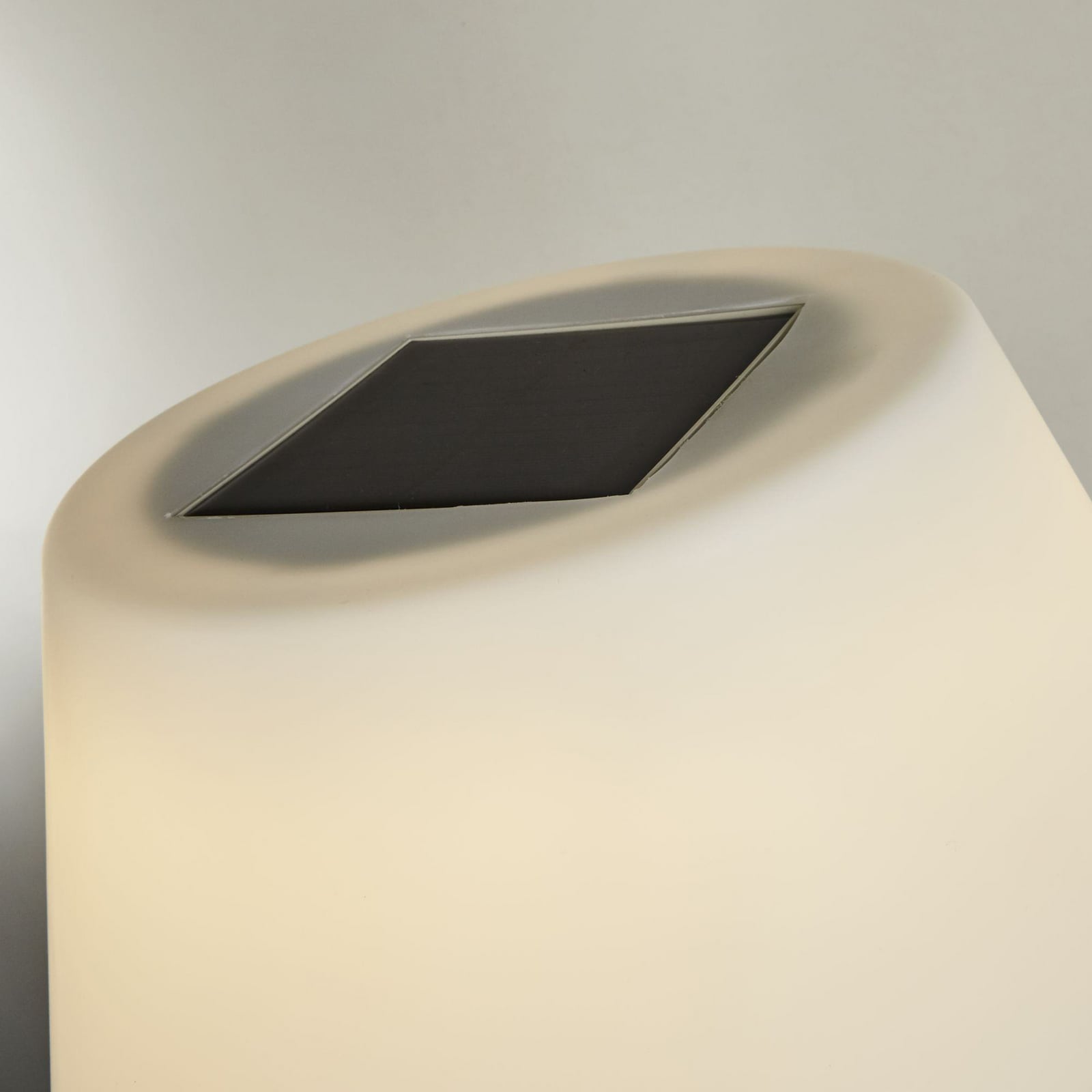 LED solcellebordlampe Venice I hvit sølv Ø38 cm detalj
