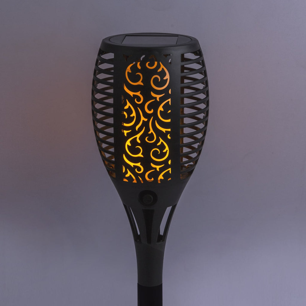 Detalj av LED solcellefakkel med jordspyd svart plast IP44 58 cm