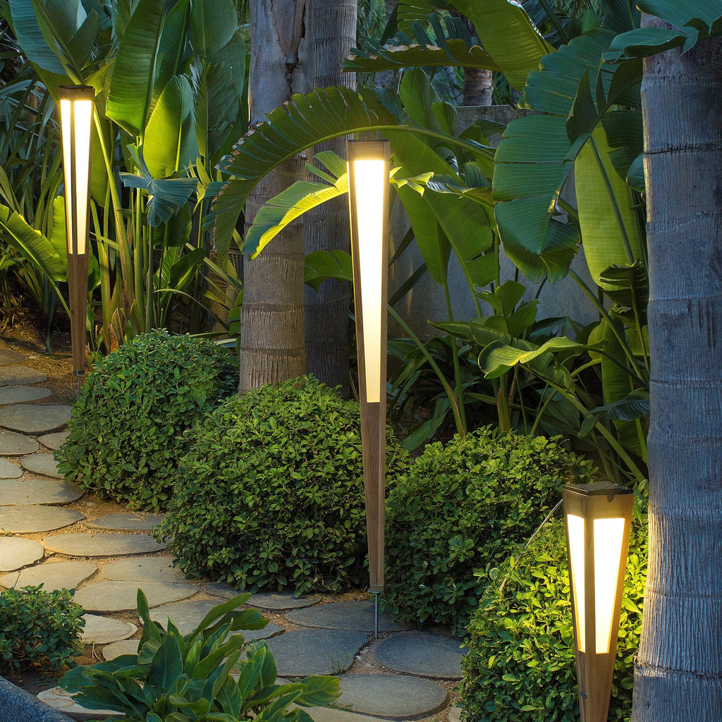 LED solcellefakkel Tecka teak dimbar 120 cm bakside