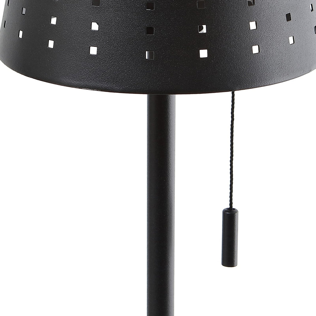 LED solcellegulvlampe Hilario svart dimbar IP44 - Lindby