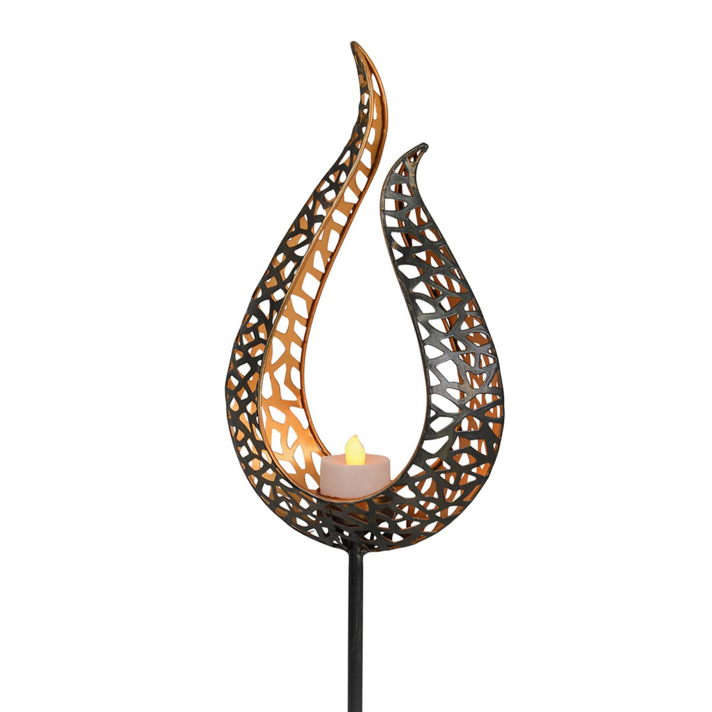 LED solcellelampe Aideen med jordspyd brun 90 cm montert i hage