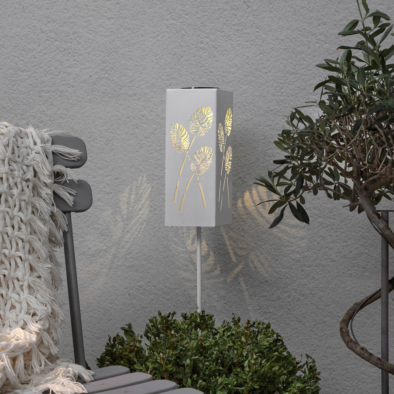 LED solcellelampe Albaleaf 2-i-1 hvit IP44 med justerbar høyde