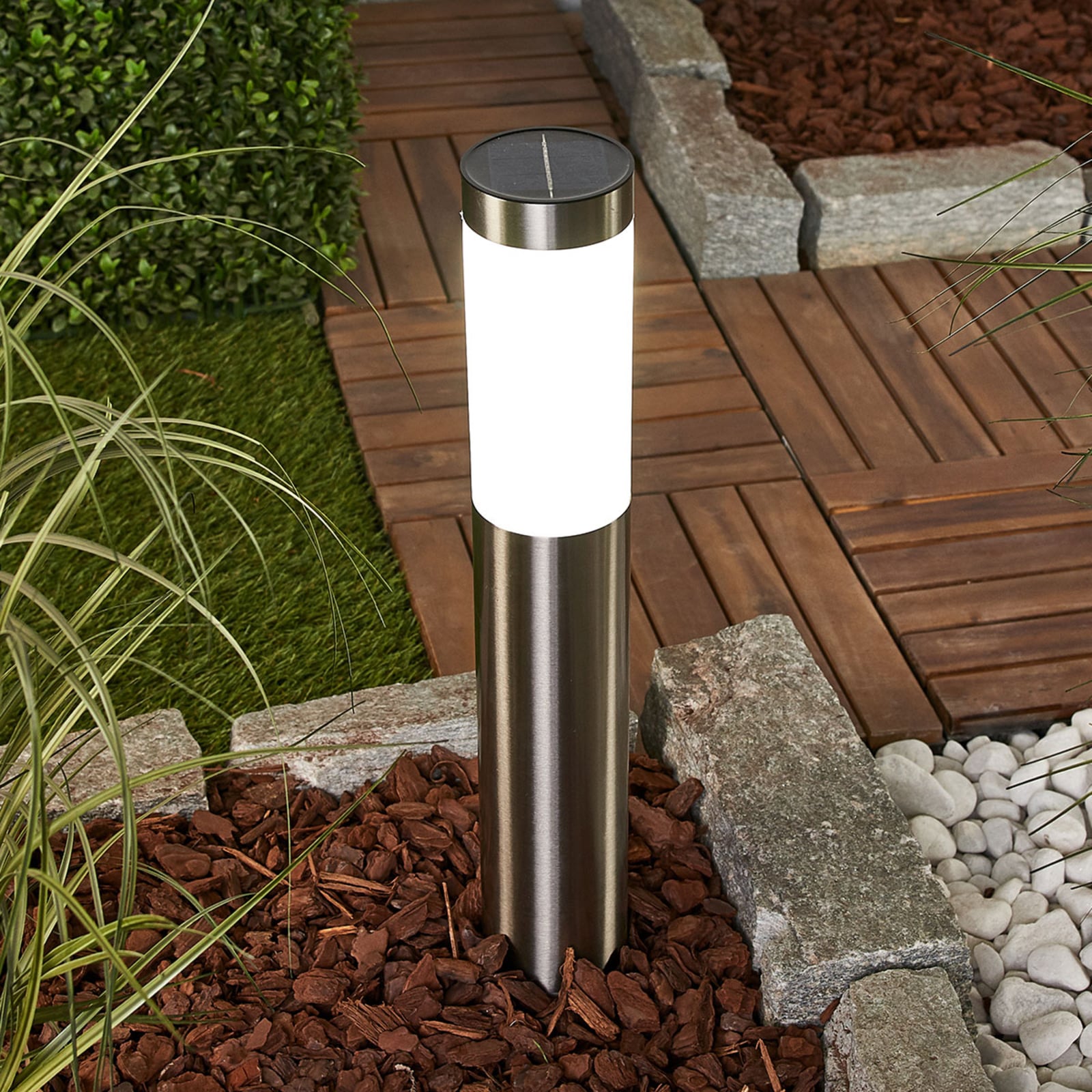 LED solcellelampe Aleeza rustfritt stål 61 cm detalj