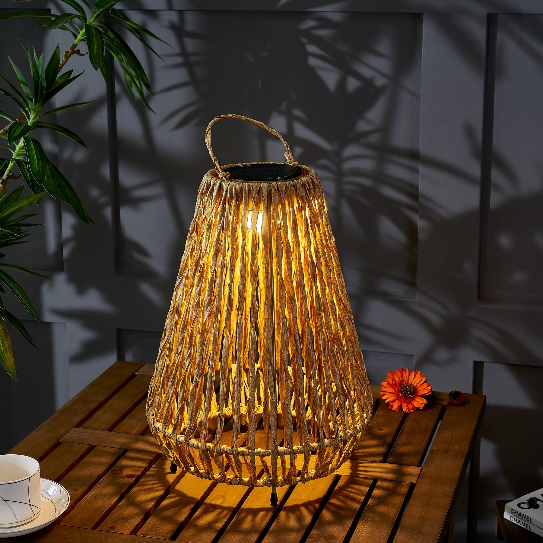 LED solcellelampe Amaria rotting lys dimbar Ø27 cm IP44 forfra