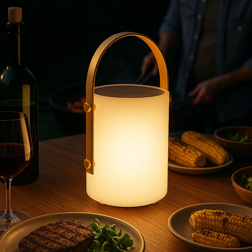 Detalj av LED solcellelampe Bari RGBW dimbar med fjernkontroll IP44