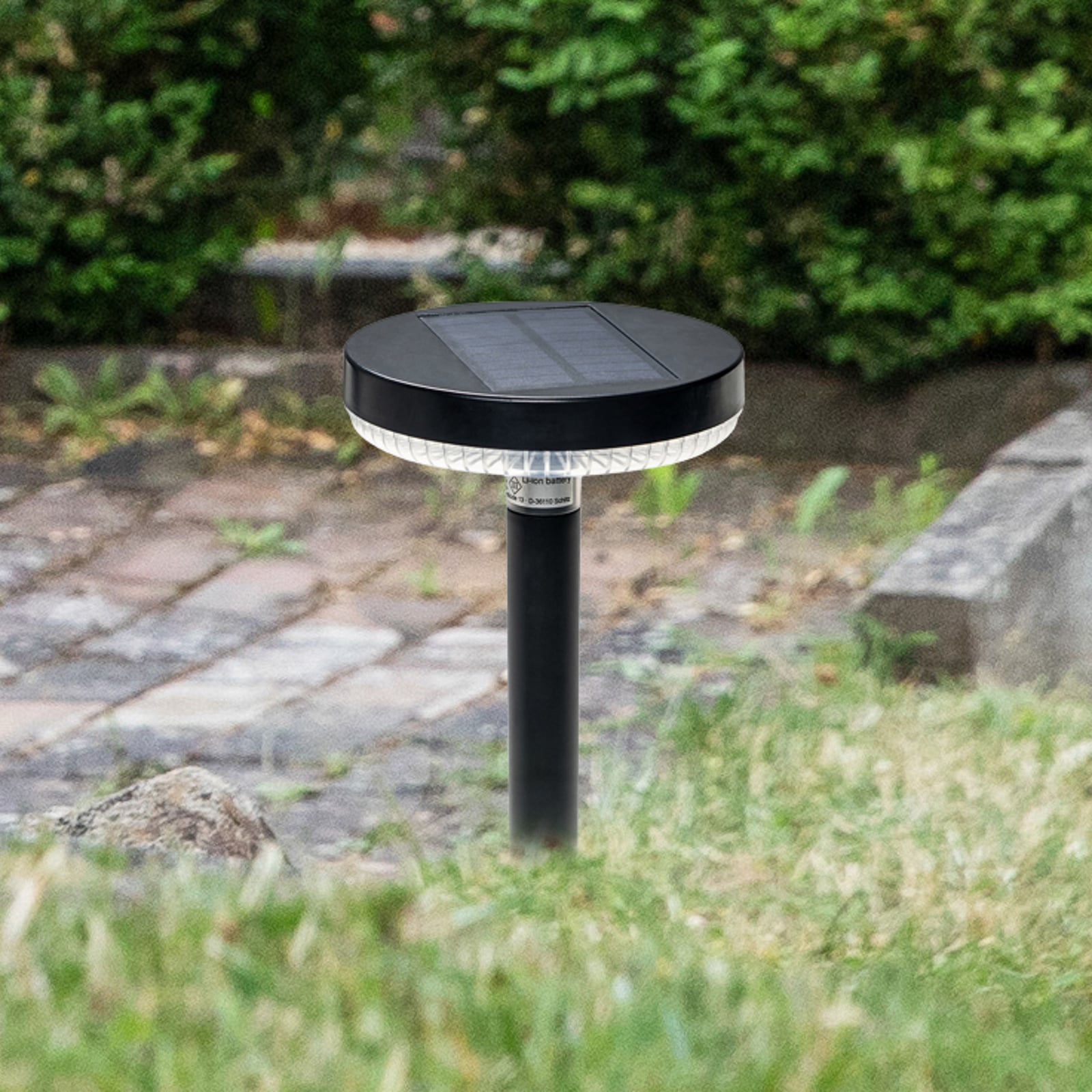 LED solcellelampe Glenios med spyd svart forfra