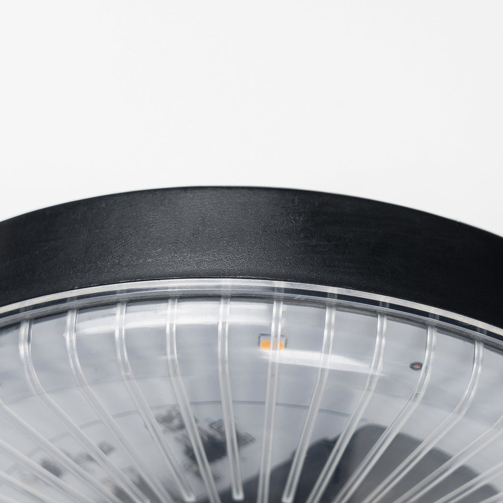 LED solcellelampe Glenios med spyd svart spyd detalj