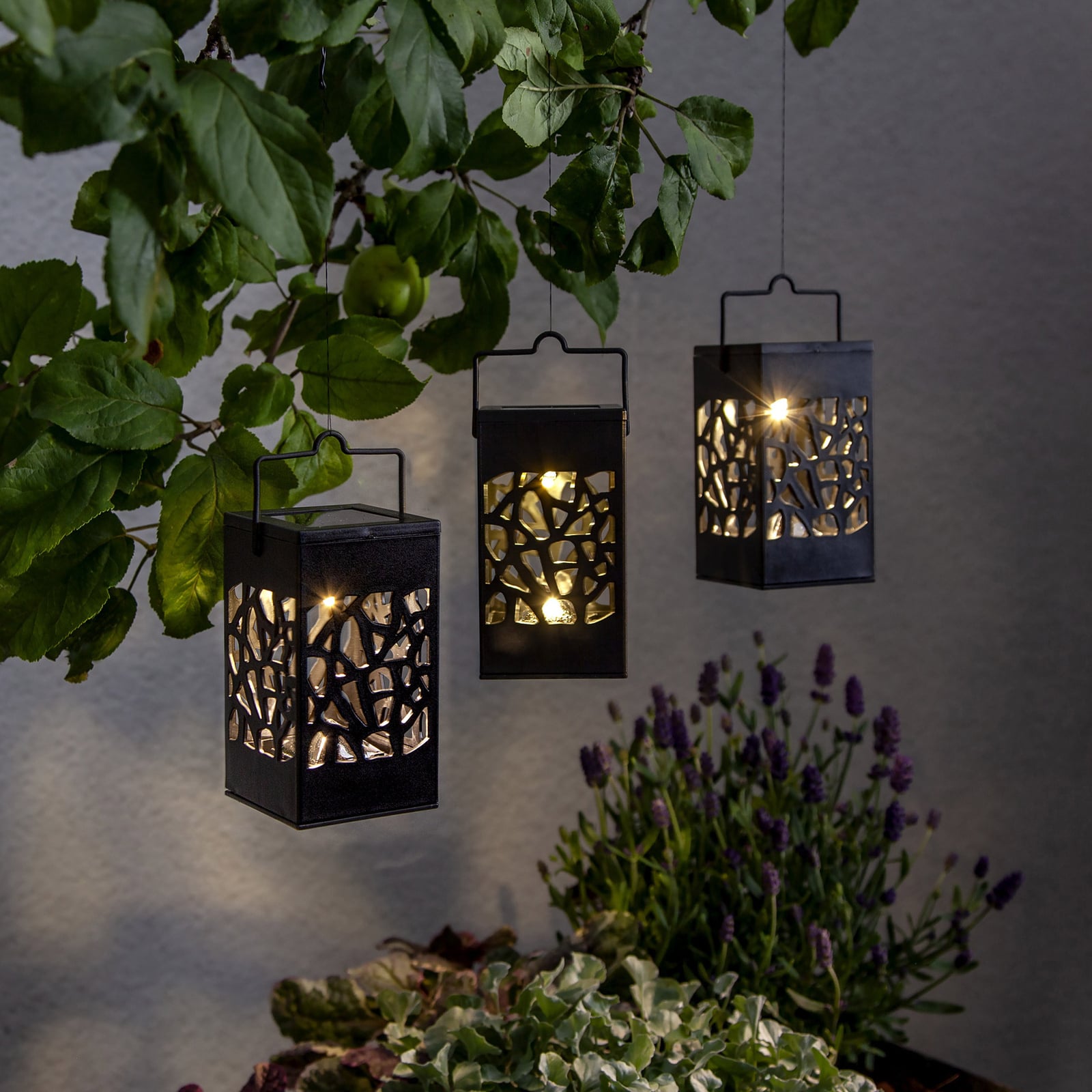 LED solcellelampe Izola Mini svart 3-pack bakside