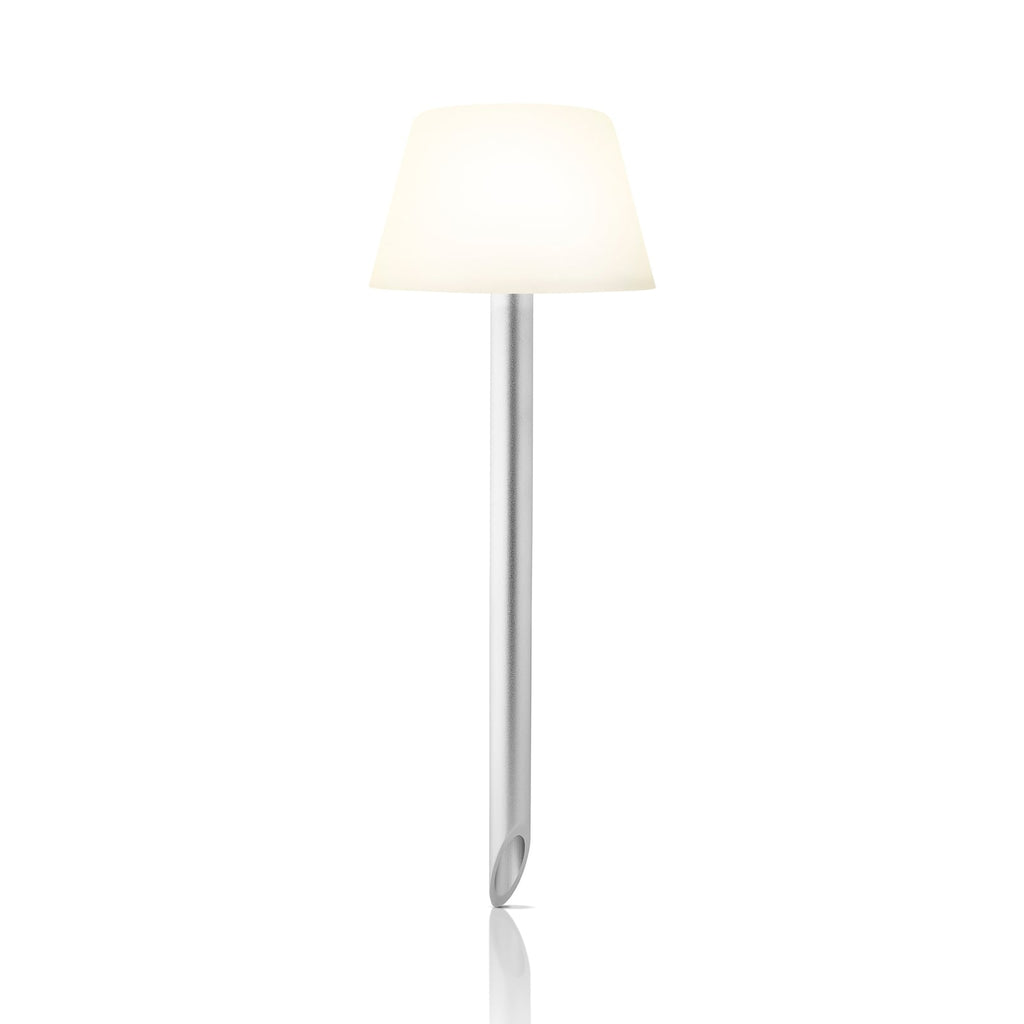 LED solcellelampe med jordspyd opalhvit IP65 Ø14 cm - Eva Solo solcellepanel
