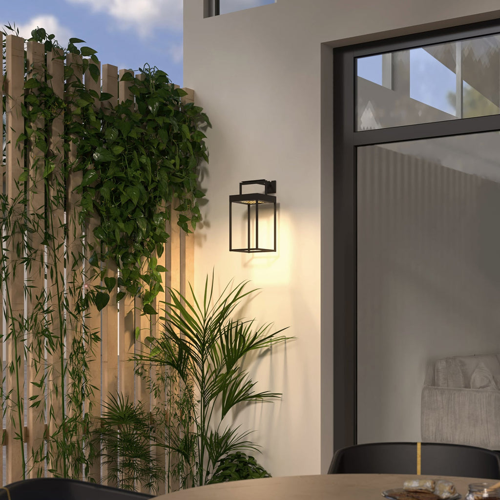 LED solcellelampe Lynzy svart aluminium 38 cm bakside