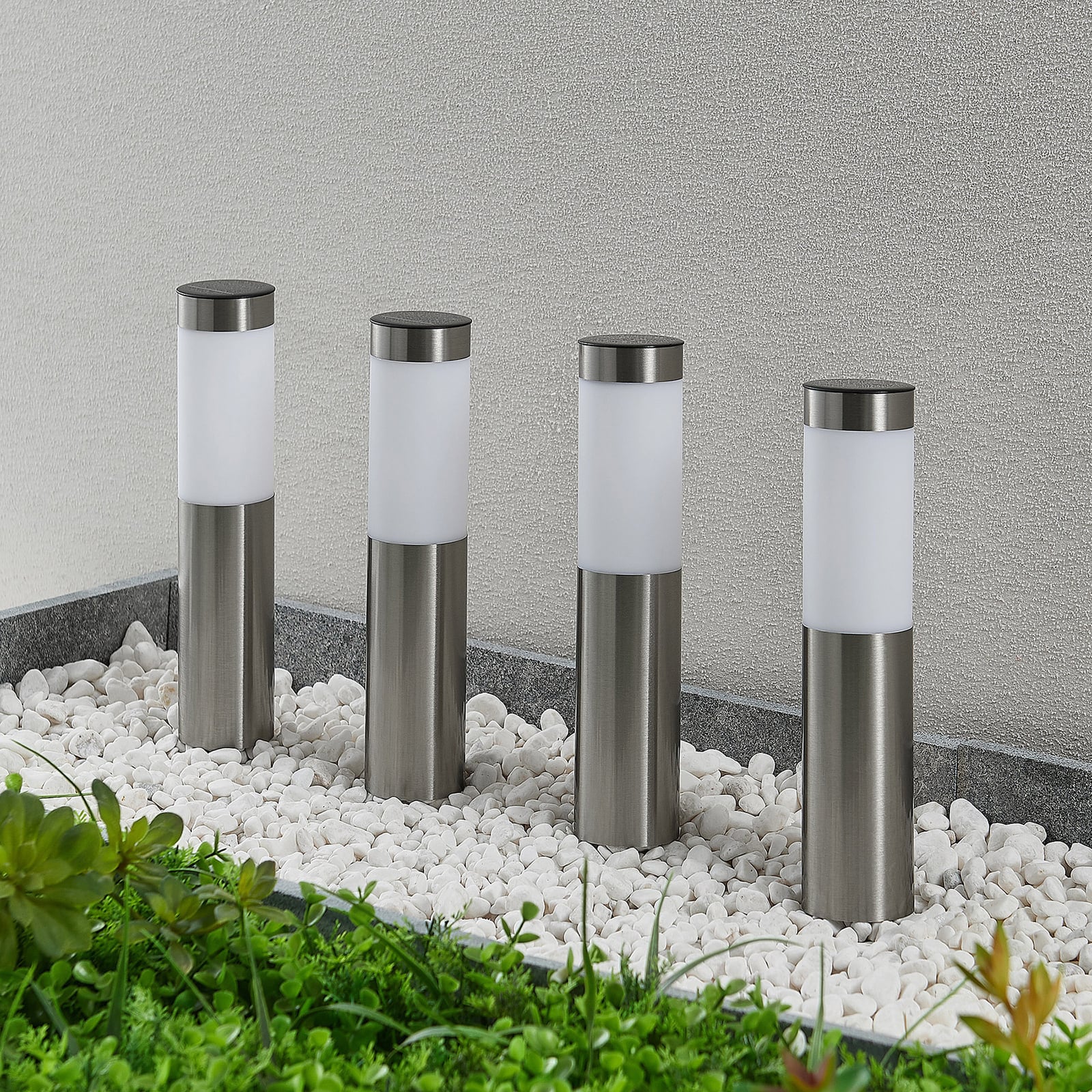 LED solcellelampe med spyd 4-pk rustfritt stål 31 cm IP44 - Lindby bakside