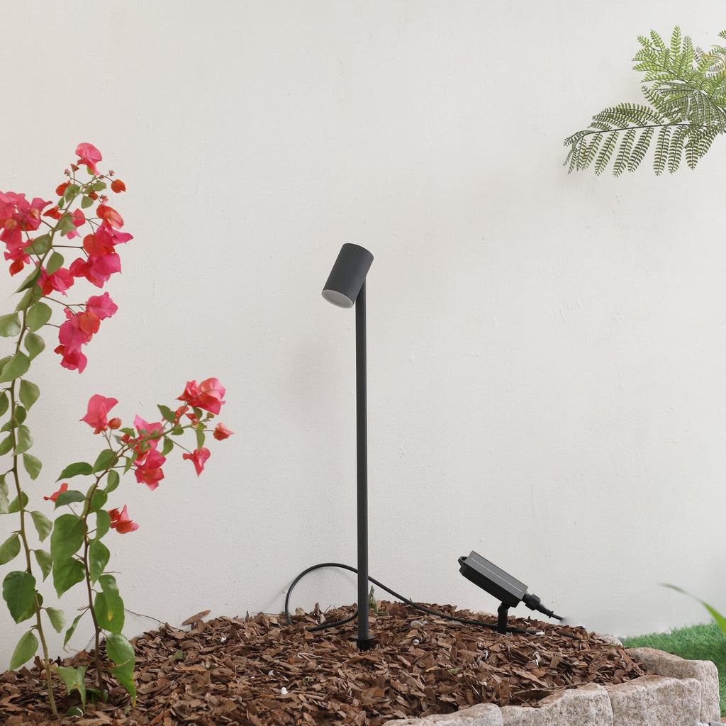 LED solcellelampe Myric svart aluminium IP65 nærbilde av lampe