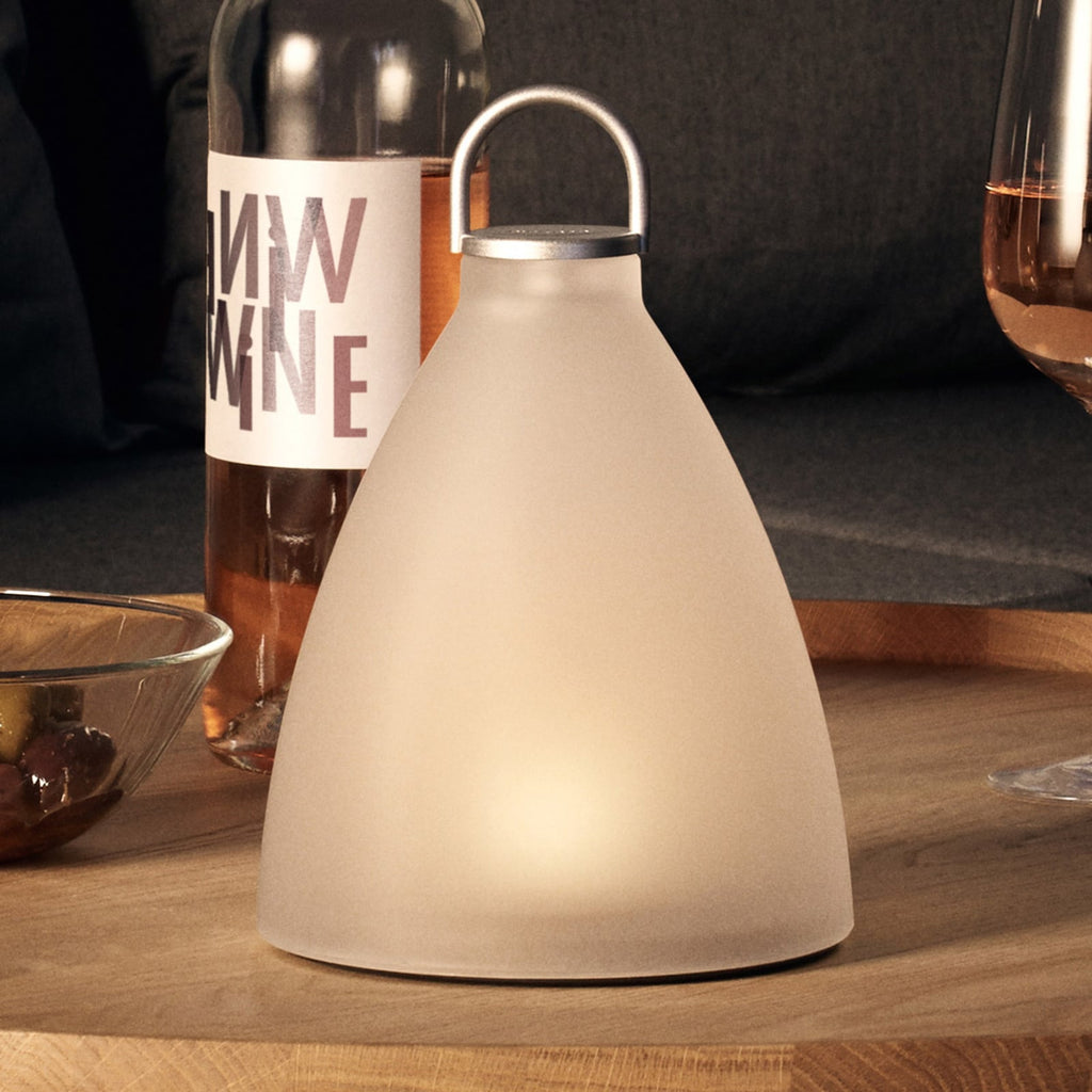 LED solcellelampe SunLight Bell forfra aluminium og glass