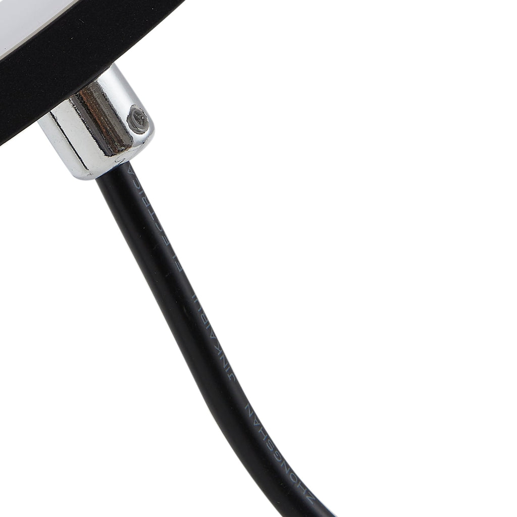 LED solcellelampe Syrene med spyd svart aluminium lysdetalj