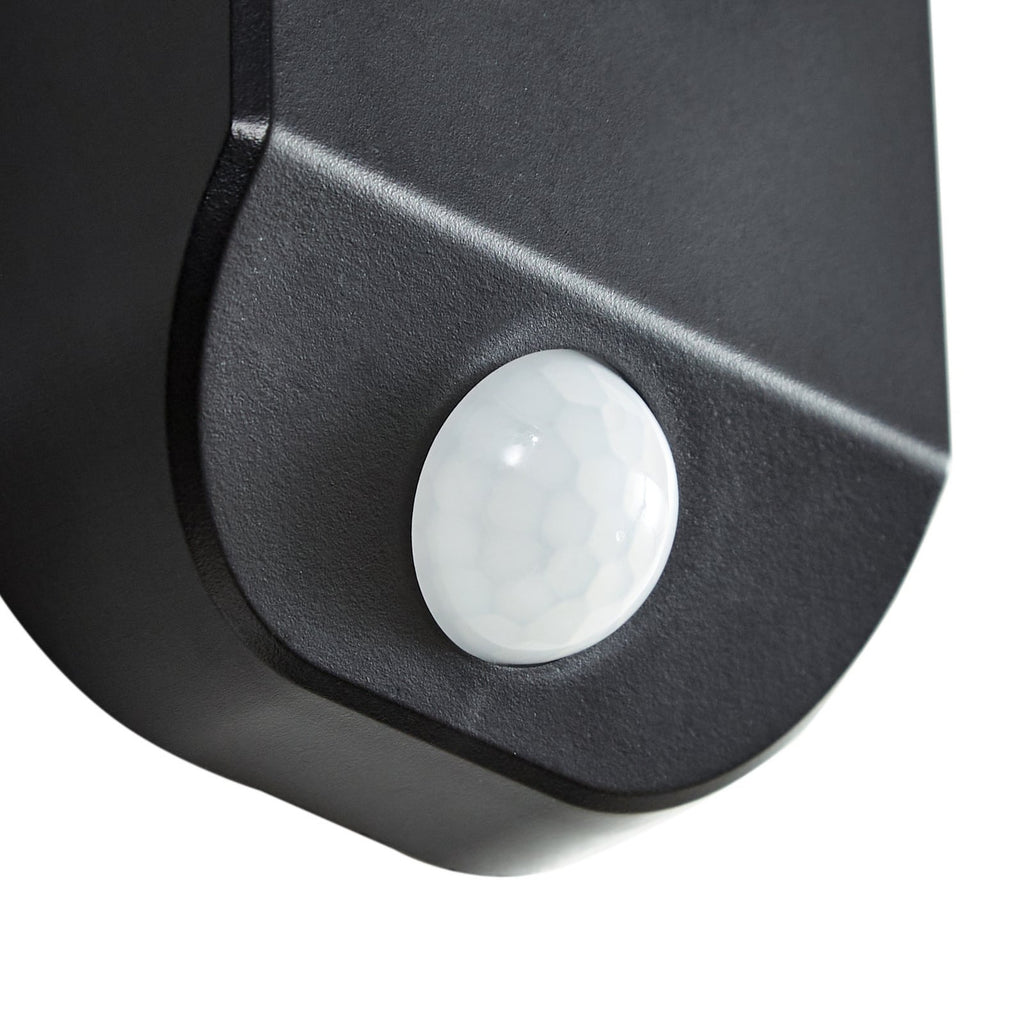 LED solcellelampe vegg Tarlson rund antrasitt med sensor IP44 lysdetalj