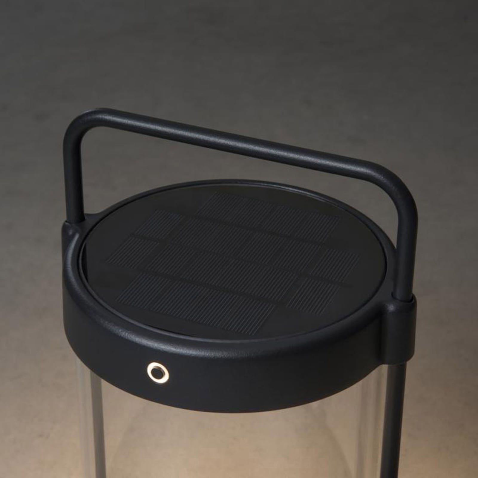 LED solcellelykt Crotone dimbar aluminium IP54 USB-ladeport