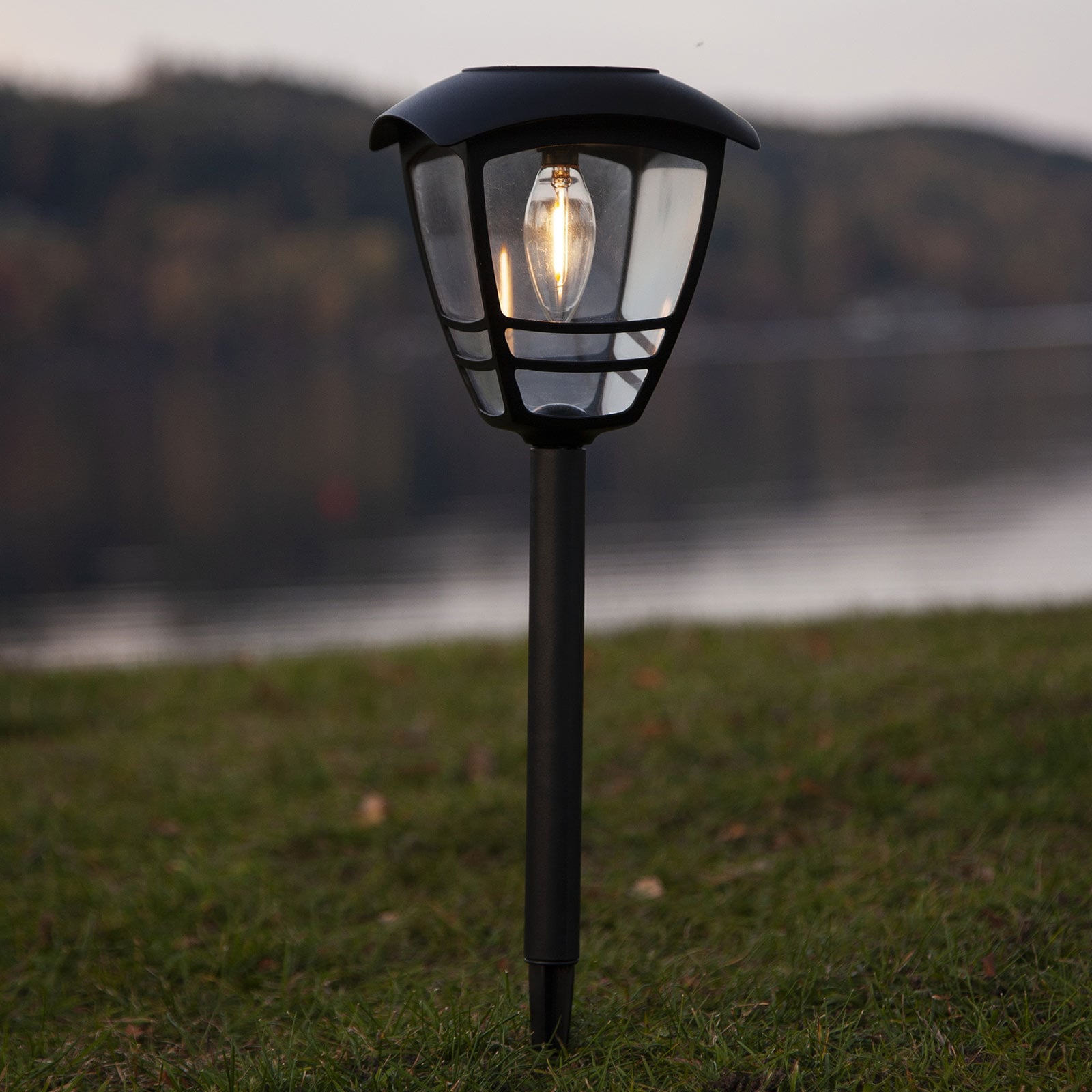 LED solcellelykt Felix lanterneform svart IP44 forfra