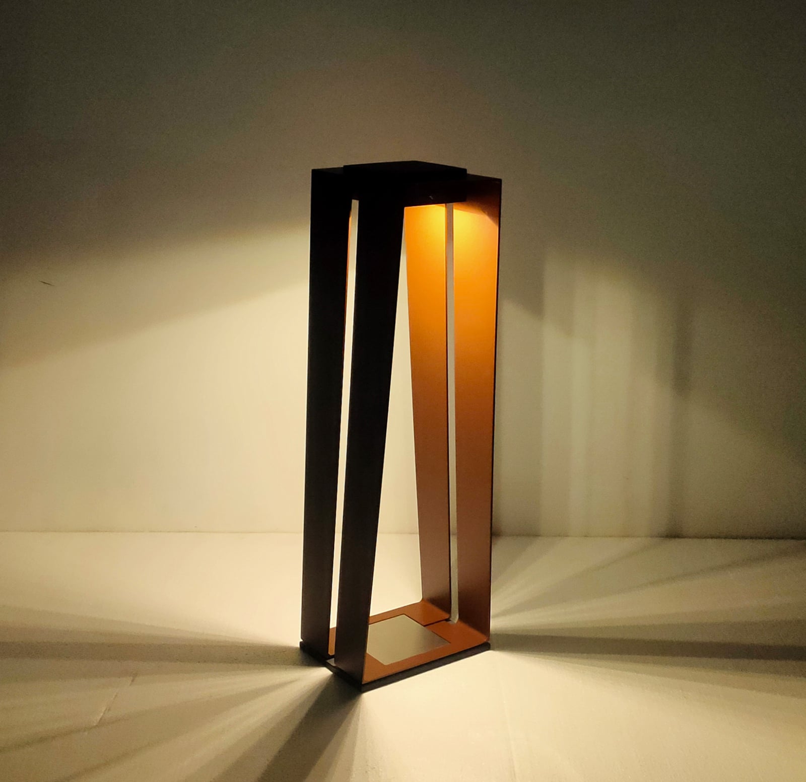 LED solcellelykt Skaal med bevegelsessensor corten 70 cm forfra