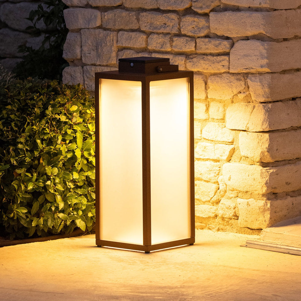 LED solcellelykt Tradition rustfarget 65 cm dimbar IP55 forfra