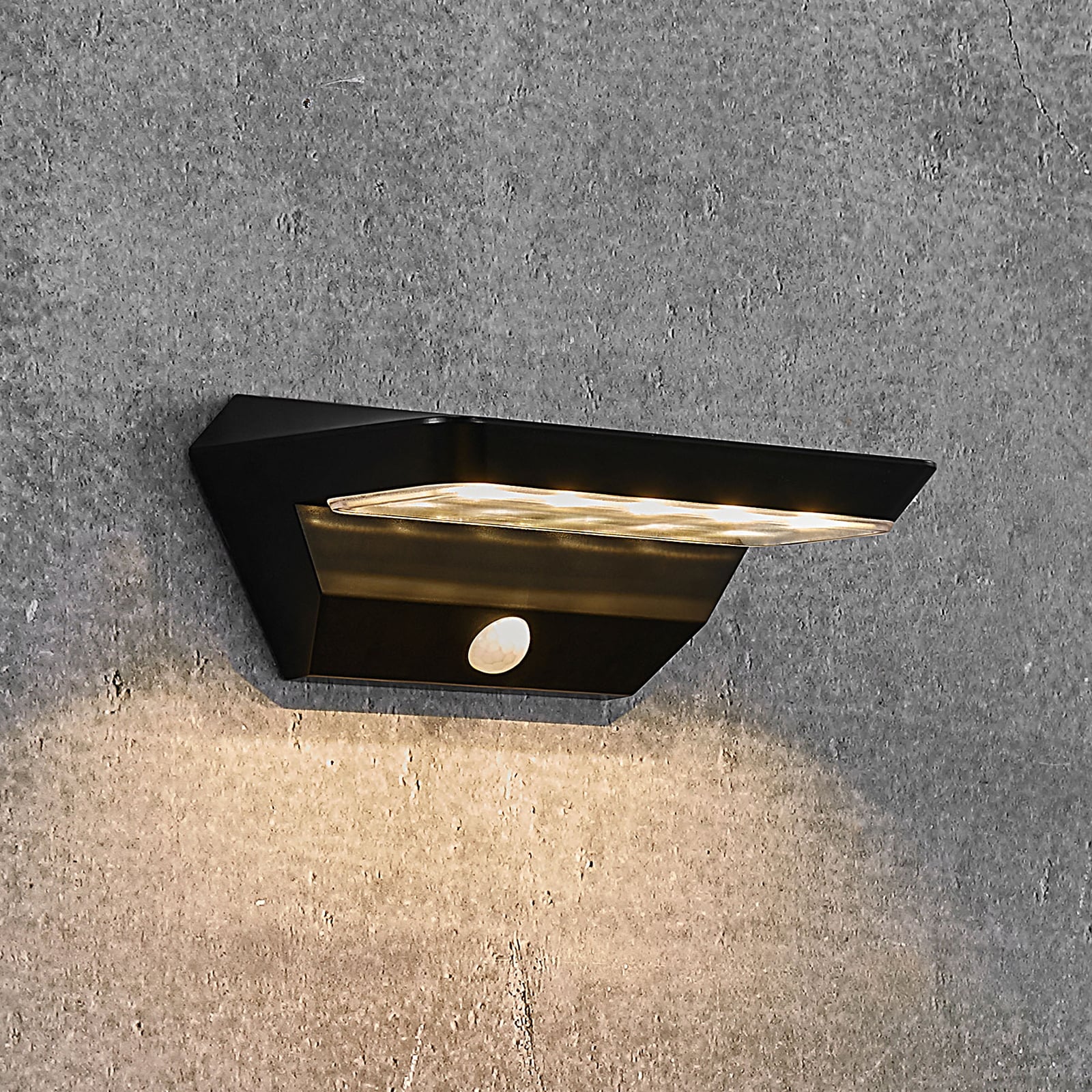 LED solcellevegglampe Agena med bevegelsessensor IP44 forfra