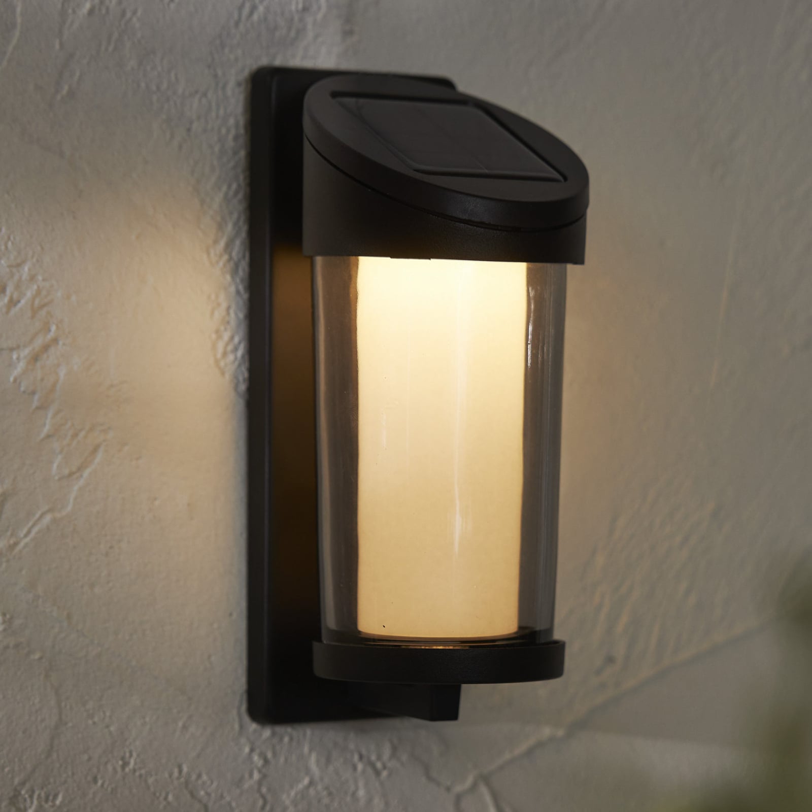 LED solcellevegglampe Alippa lanterneform svart forfra