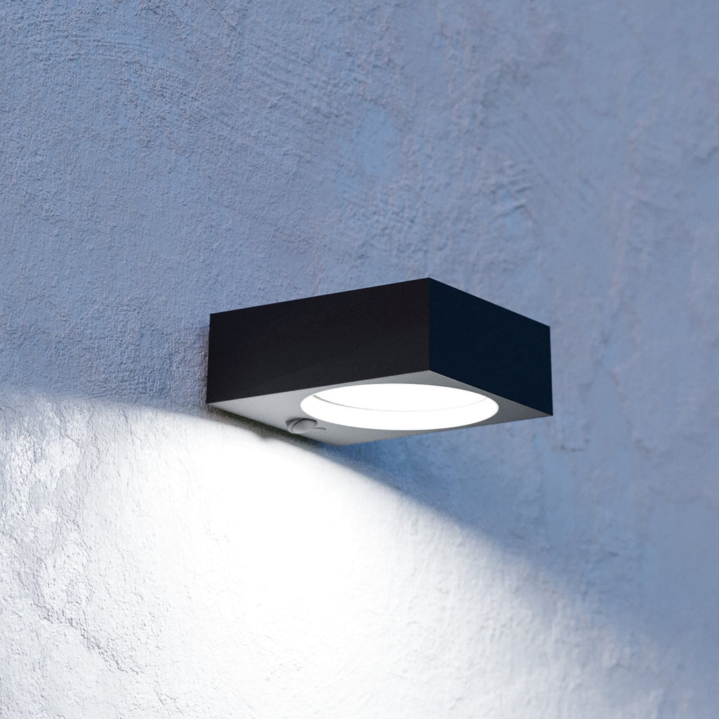 LED solcellevegglampe Darfano dimbar med bevegelsessensor IP54 forfra