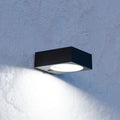 LED solcellevegglampe Darfano dimbar med bevegelsessensor IP54 forfra