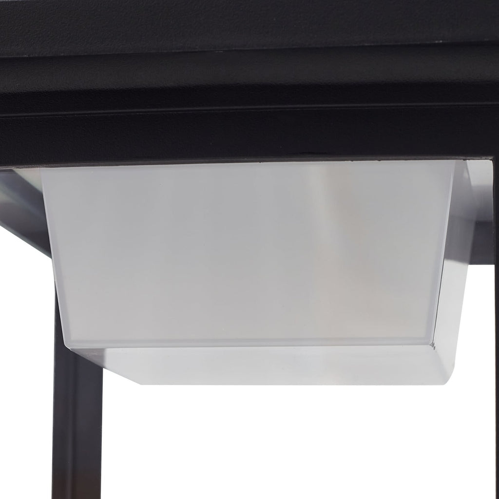 LED solcellevegglampe Latarka med bevegelsessensor svart under ulike lysforhold