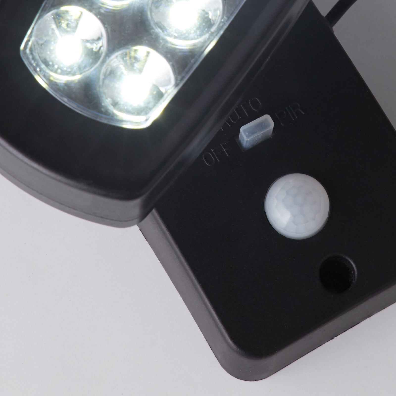 LED solcellevegglampe med bevegelsessensor svart IP44 - Searchlight bakside