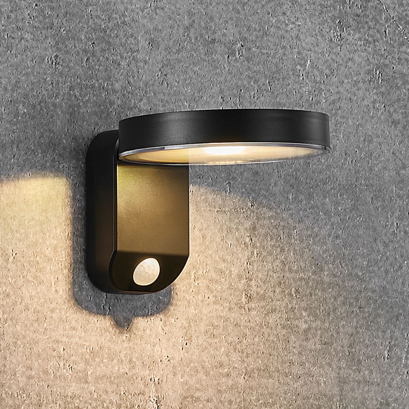 LED solcellevegglampe Rica Round med bevegelsessensor front