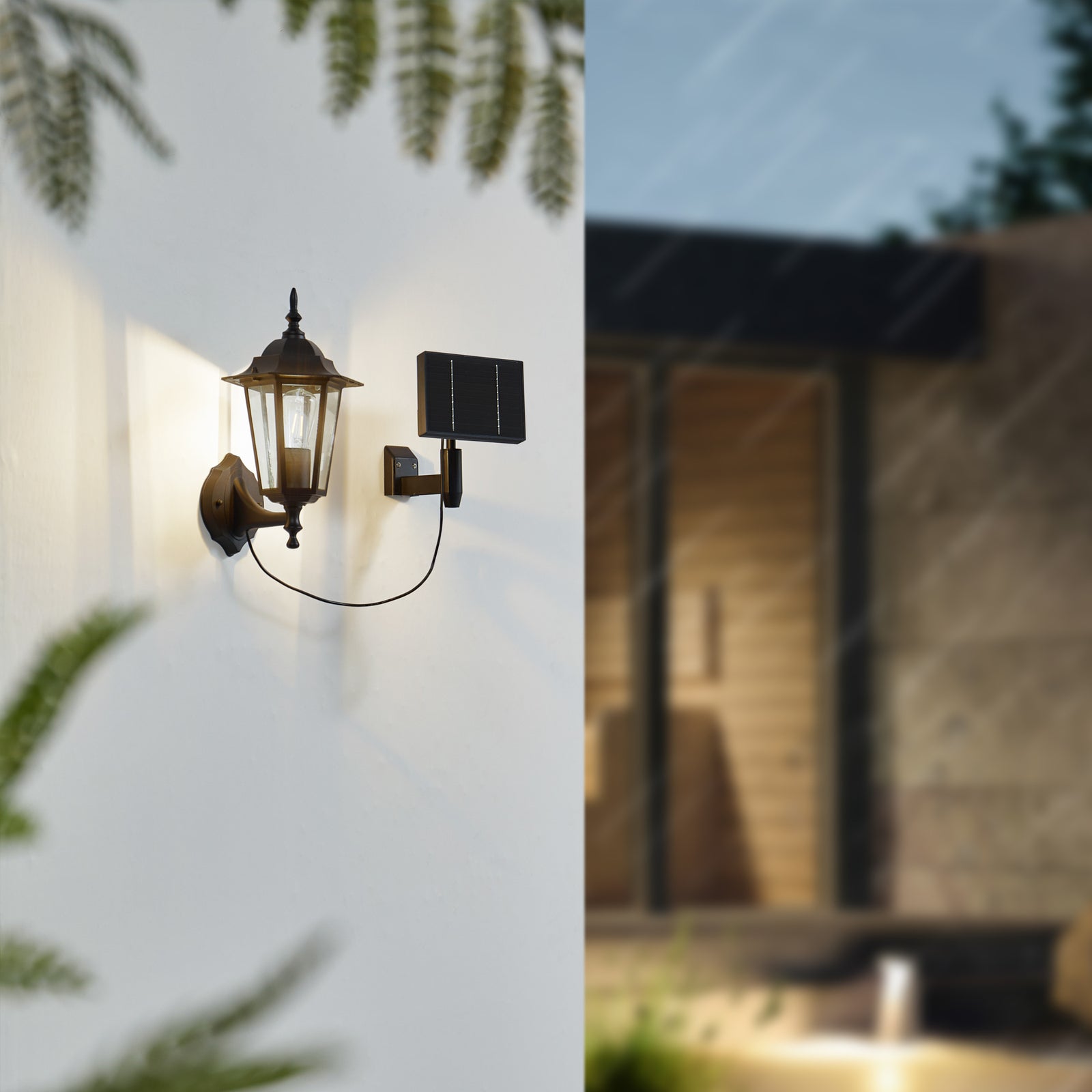 LED solcellevegglampe Sayata lanterne svart aluminium IP44 bakside