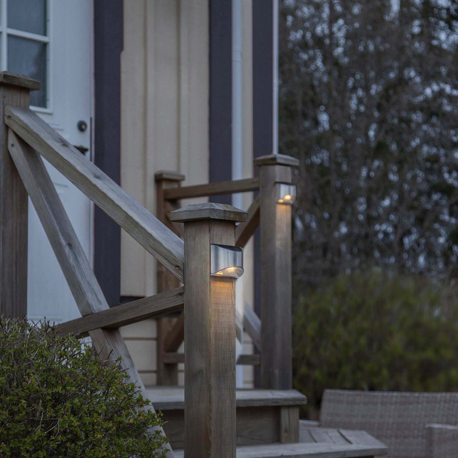 Detalj av LED solcellevegglampe Wally sølv