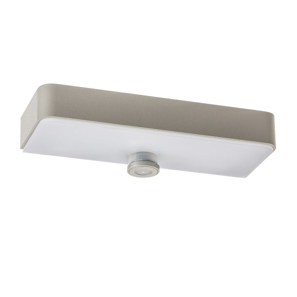LED solcellevegglampe XSolar SOL-O S montert på vegg