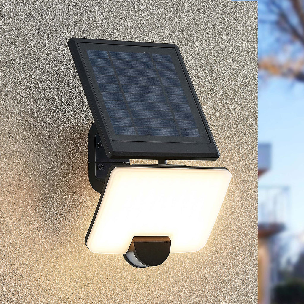 LED solcelleveggspot Yahir med bevegelsessensor svart front